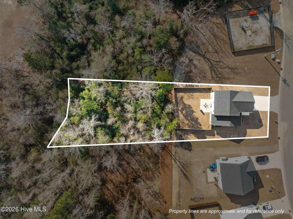 Photo of 535 White Shoal Way, Sneads Ferry, NC 28460 (MLS # 100549197)