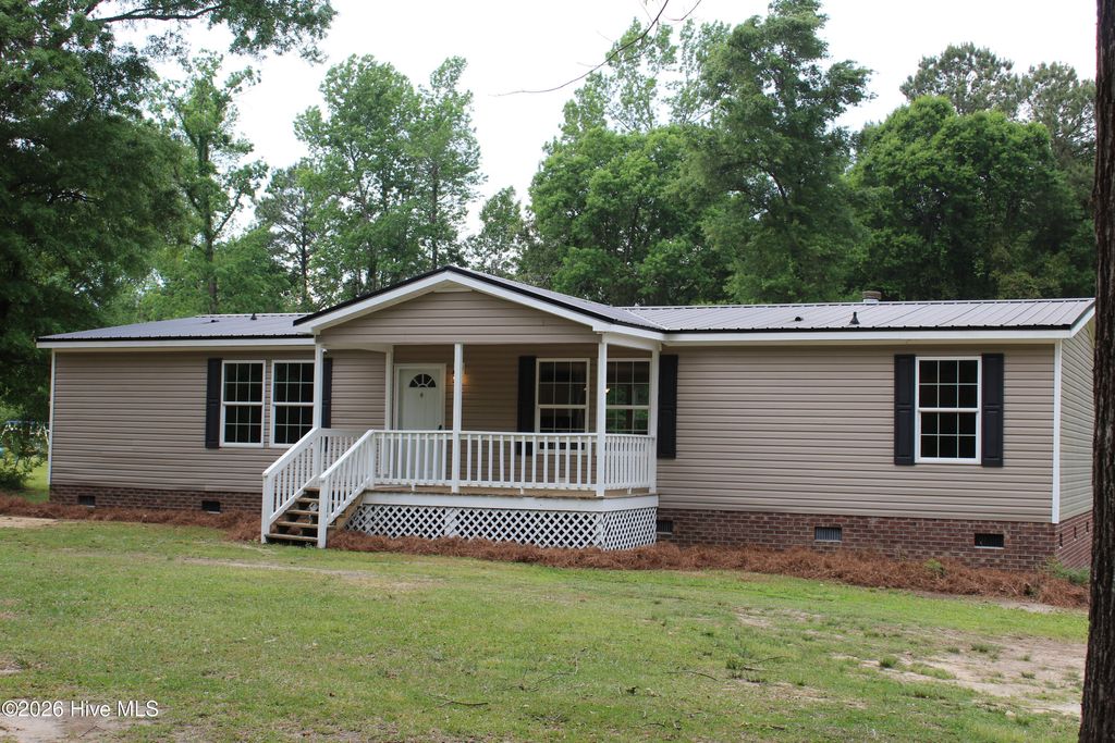 Photo of 137 George Sumner Road, Beulaville, NC 28518 (MLS # 100569656)