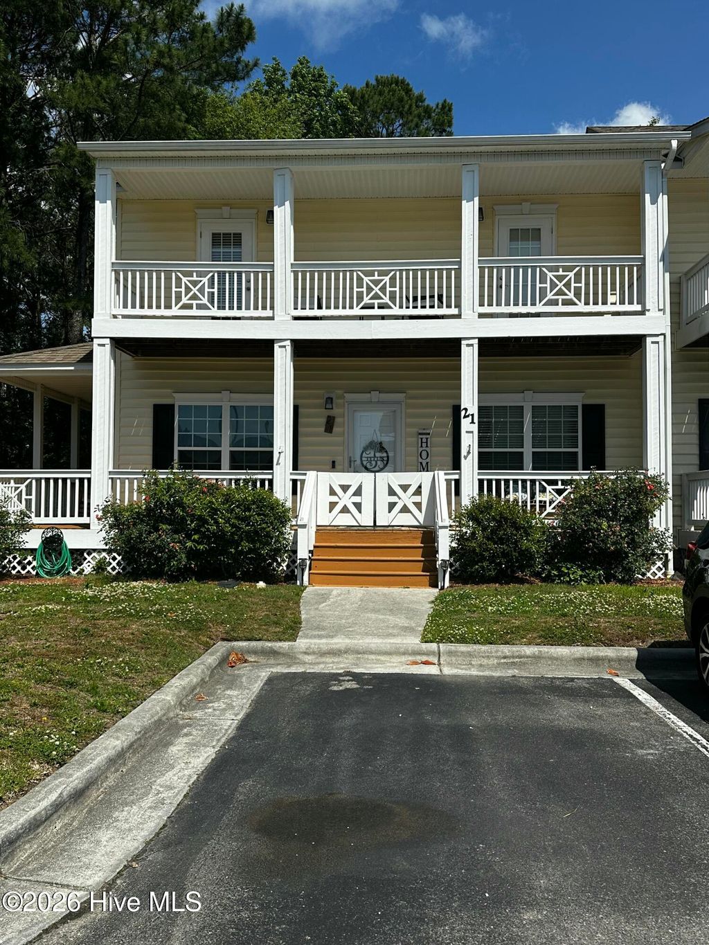 Photo of 21 Outrigger Drive, Swansboro, NC 28584 (MLS # 100572073)