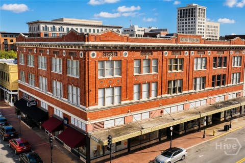 Condo For Rent - 122 W Broughton Street #202<br/> Chatham County, Savannah, GA 31401