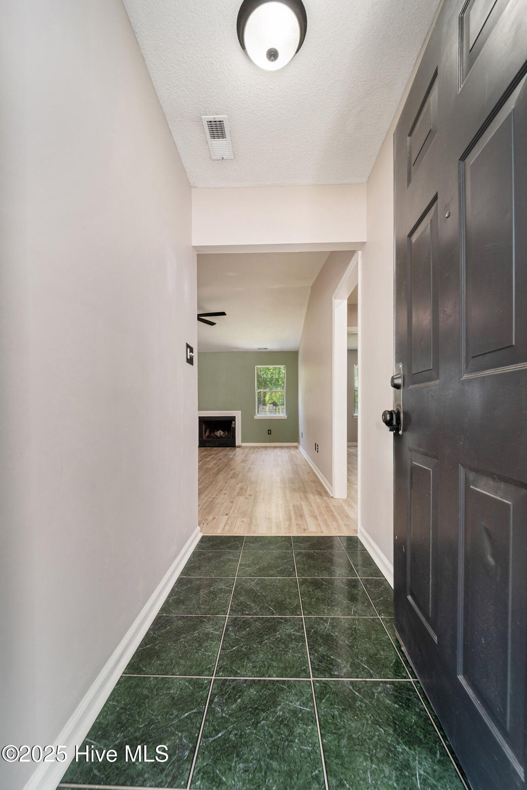 Photo of 3043 Foxhorn Road, Jacksonville, NC 28546 (MLS # 100603513)