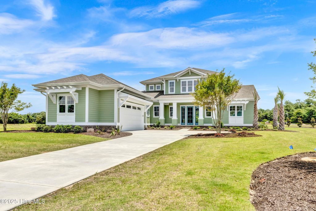 Photo of 357 Planters Walk, Hampstead, NC 28443 (MLS # 100568013)