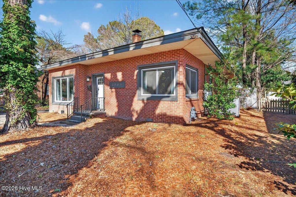 Photo of 1503 Maple Street, Goldsboro, NC 27530 (MLS # 100558420)