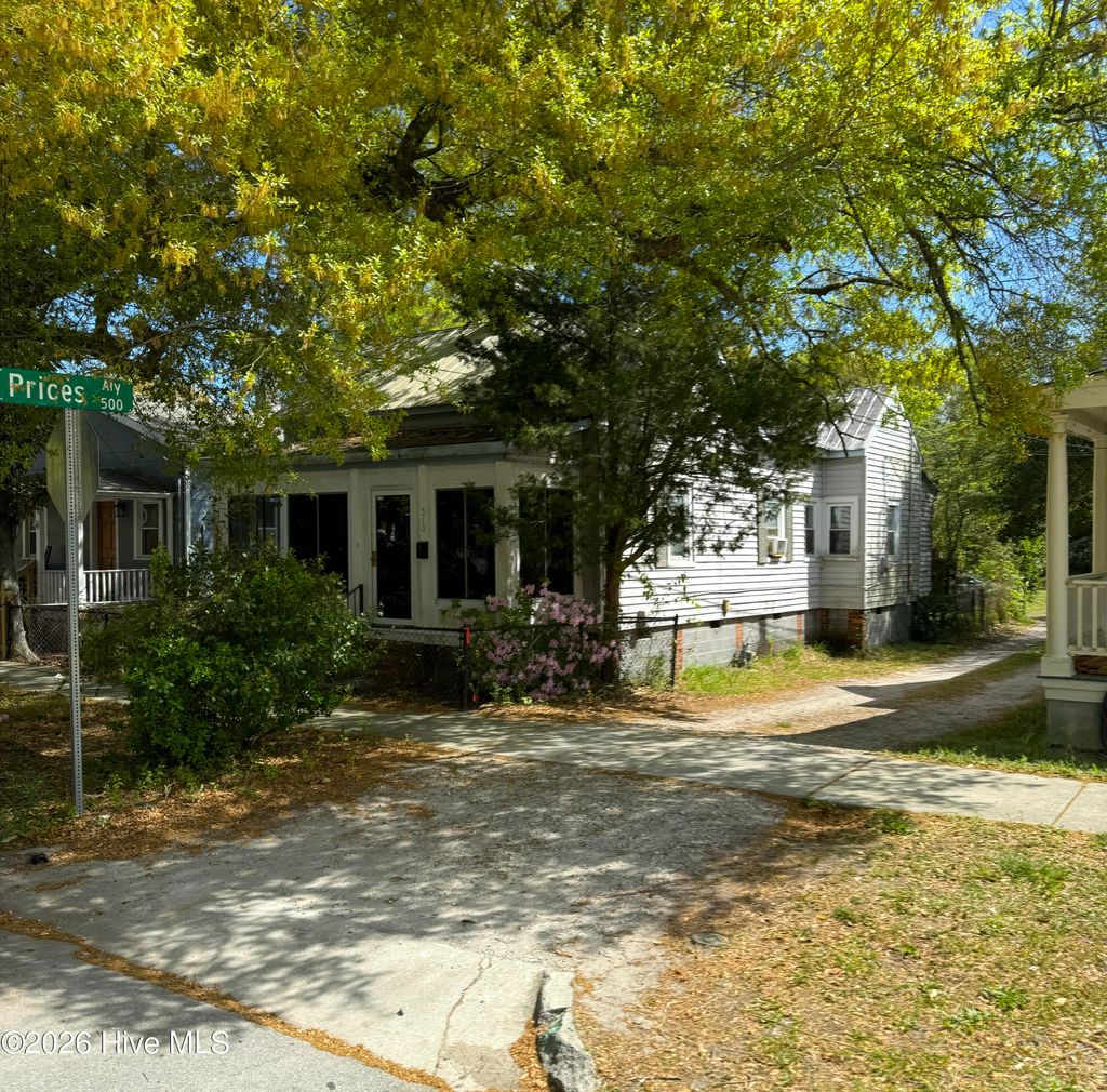 Photo of 510 Church Street, Wilmington, NC 28401 (MLS # 100565154)