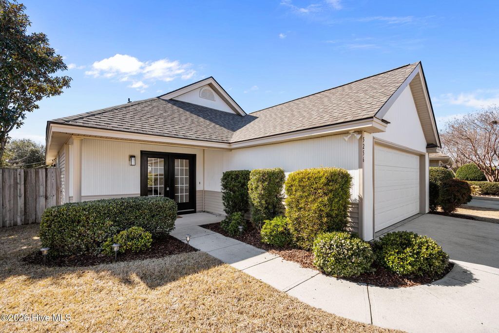 Photo of 5256 Sun Coast Drive N, Wilmington, NC 28411 (MLS # 100556215)