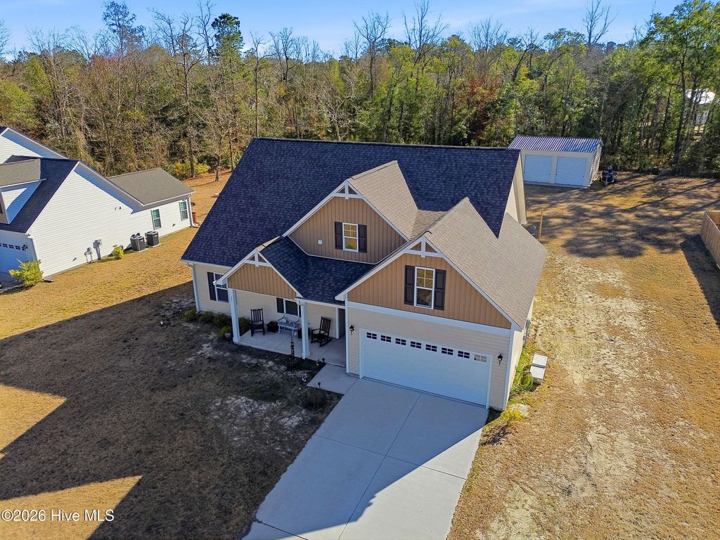 Photo of 35 W Waverly Drive, Burgaw, NC 28425 (MLS # 100551790)