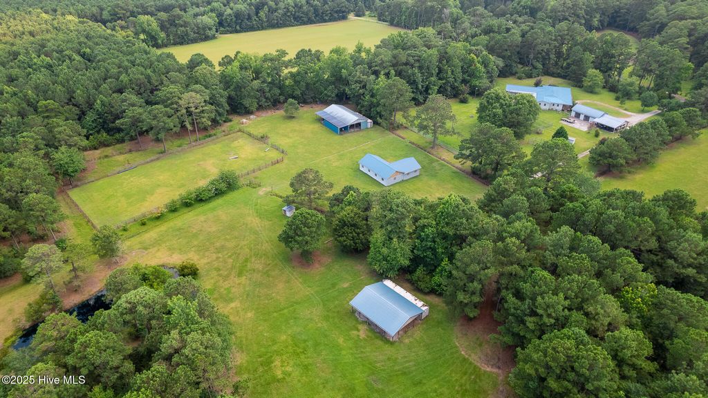 Photo of 161 Howard Lane, Swansboro, NC 28584 (MLS # 100517979)