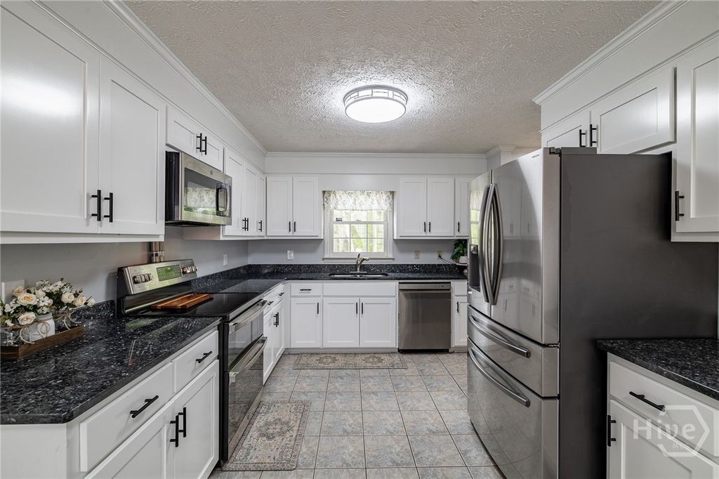 Photo of 214 Seven Oaks Drive, Washington, GA 30673 (MLS # CL352930)