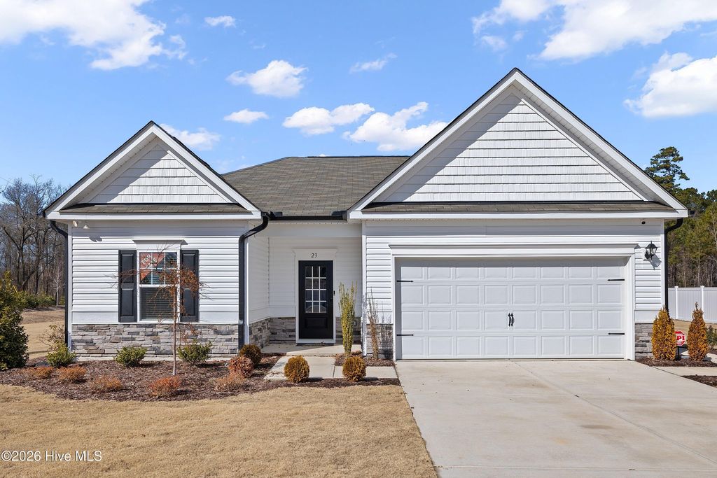 Photo of 23 Knoll Way, Sanford, NC 27332 (MLS # 100555156)