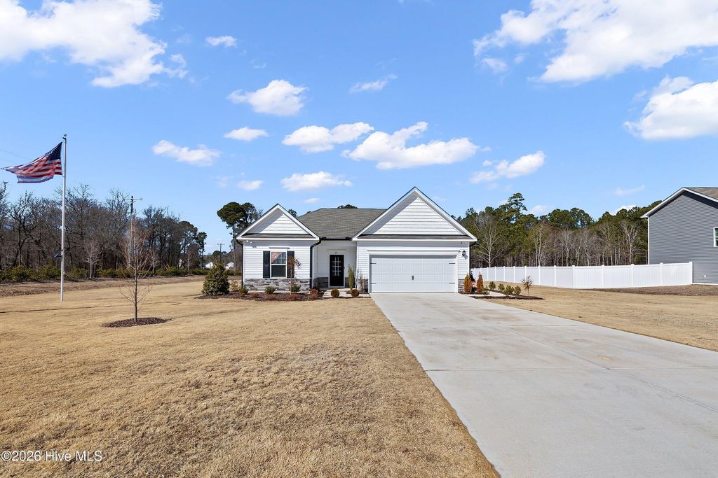 Photo of 23 Knoll Way, Sanford, NC 27332 (MLS # 100555156)