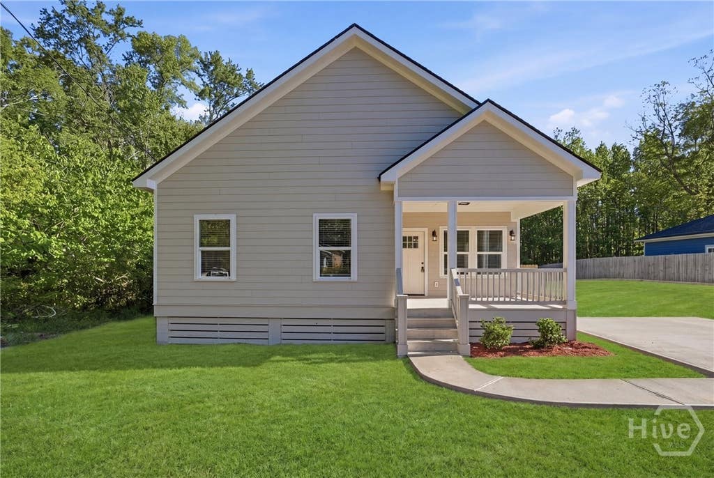 Photo of 150 Darling Street, Savannah, GA 31408 (MLS # SA361132)