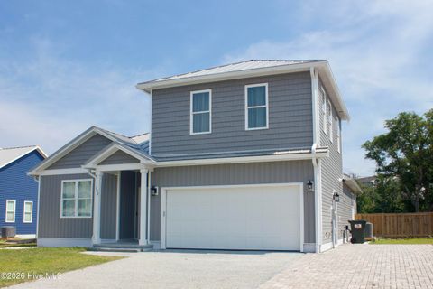 Photo of 102 Evergreen Lane, Pine Knoll Shores, NC 28512 (MLS # 100549873)