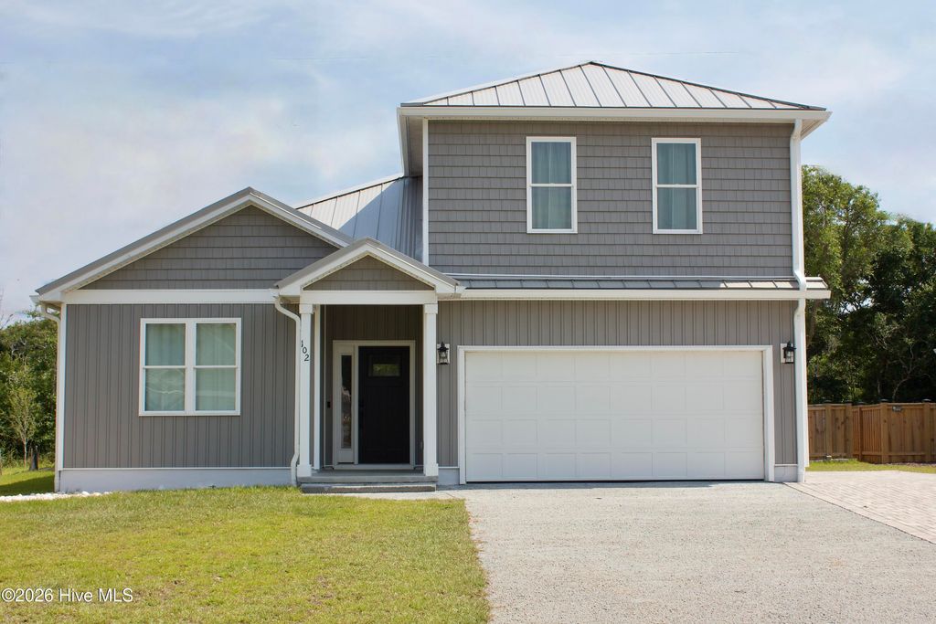 Photo of 102 Evergreen Lane, Pine Knoll Shores, NC 28512 (MLS # 100549873)