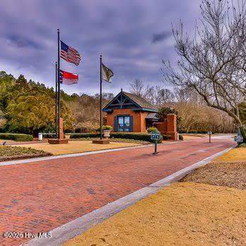 143 Firethorn Circle