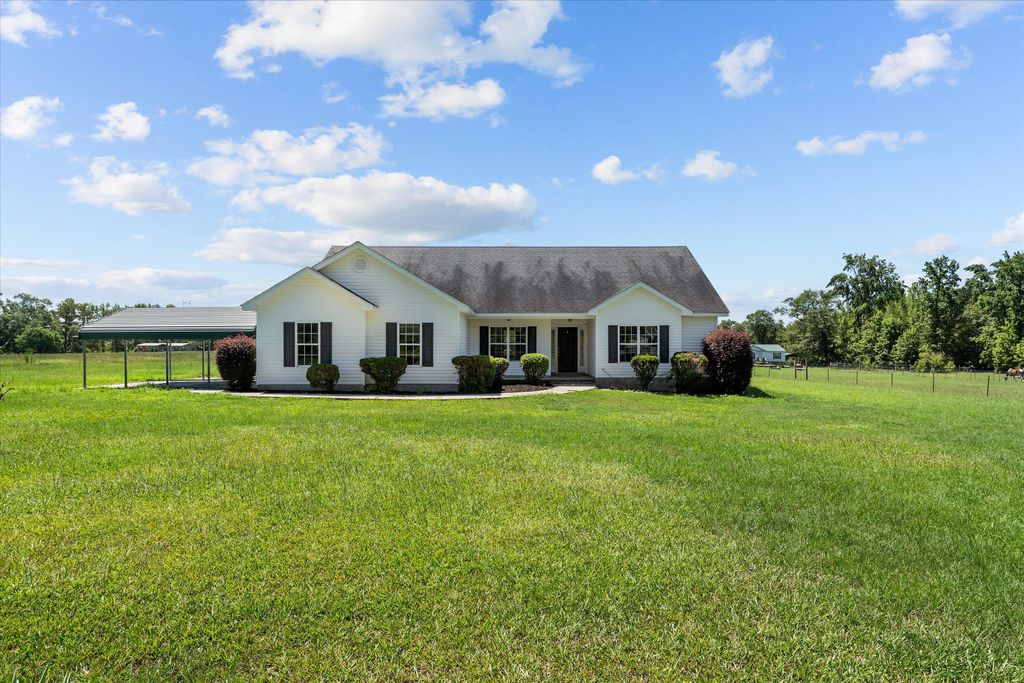 Photo of 885 Hobbs Mill Road, Dearing, GA 30808 (MLS # 554166)