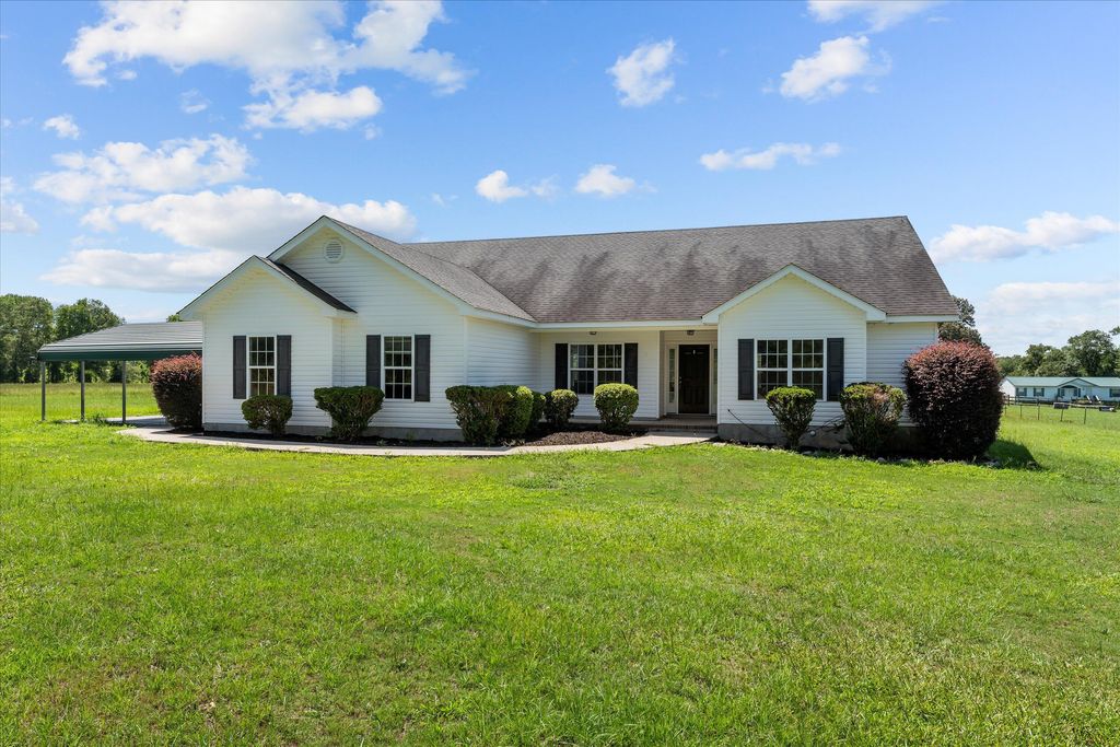 Photo of 885 Hobbs Mill Road, Dearing, GA 30808 (MLS # 554166)