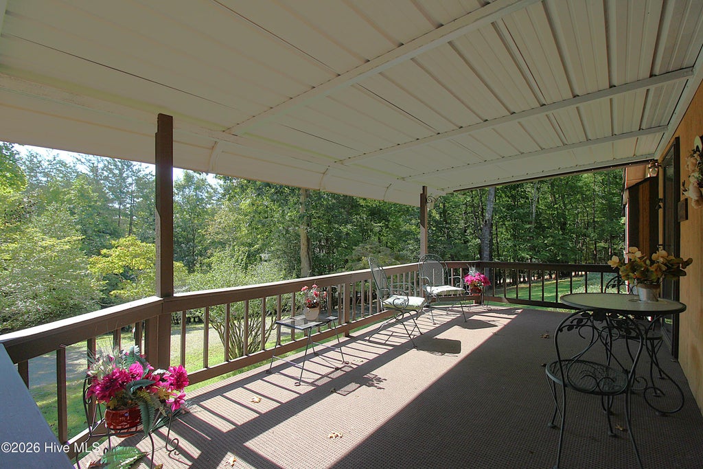 Photo of 46 Arthur Ridge, Brasstown, NC 28902 (MLS # 100606082)