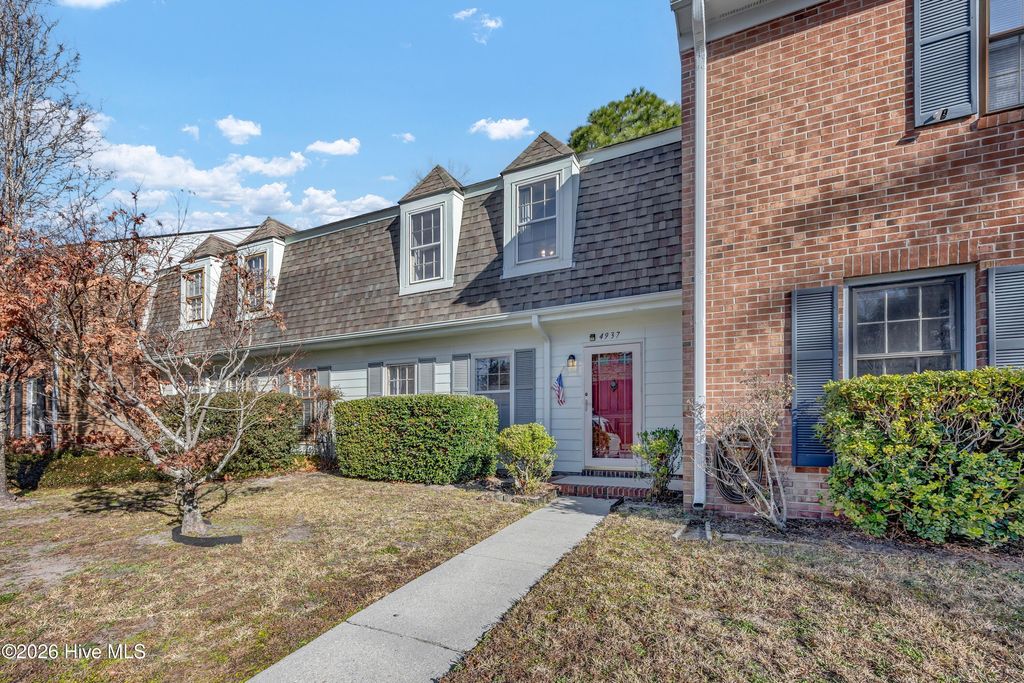 Photo of 4937 Marlin Court, Wilmington, NC 28403 (MLS # 100549703)