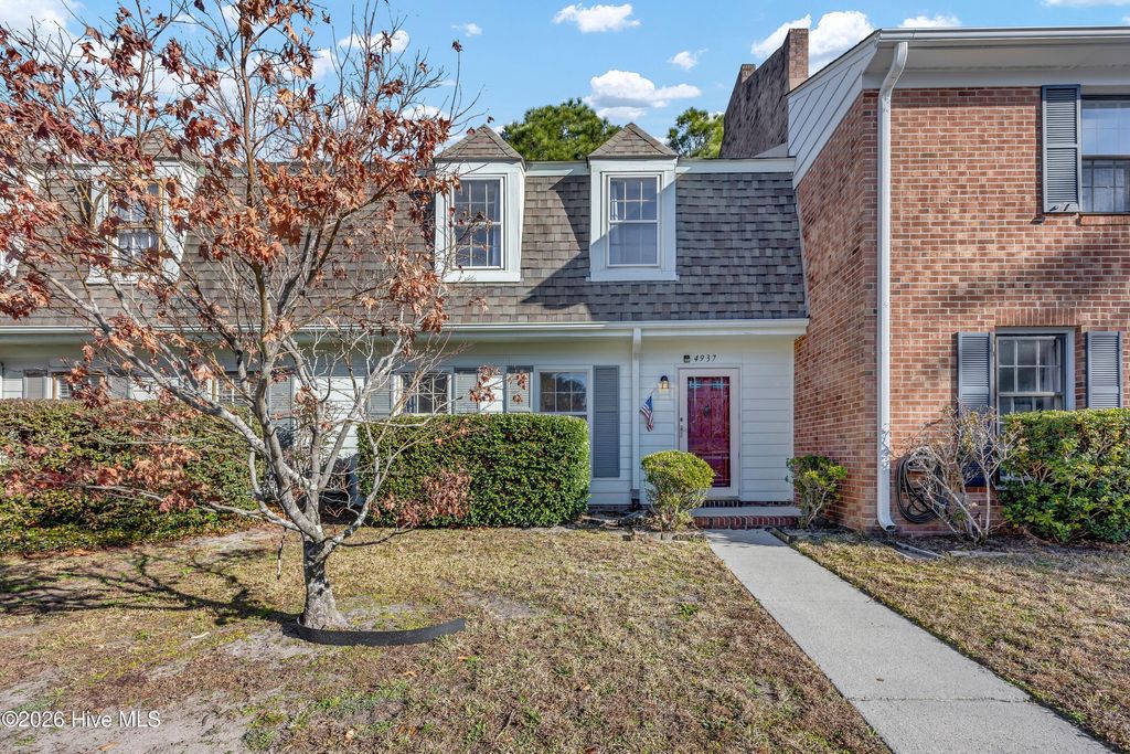 Photo of 4937 Marlin Court, Wilmington, NC 28403 (MLS # 100549703)