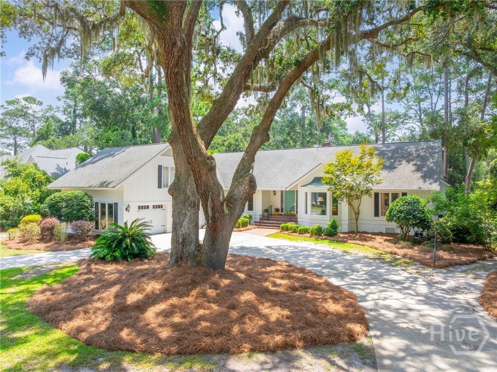 Photo of 31 Sweetgum Crossing, Savannah, GA 31411 (MLS # SA350862)