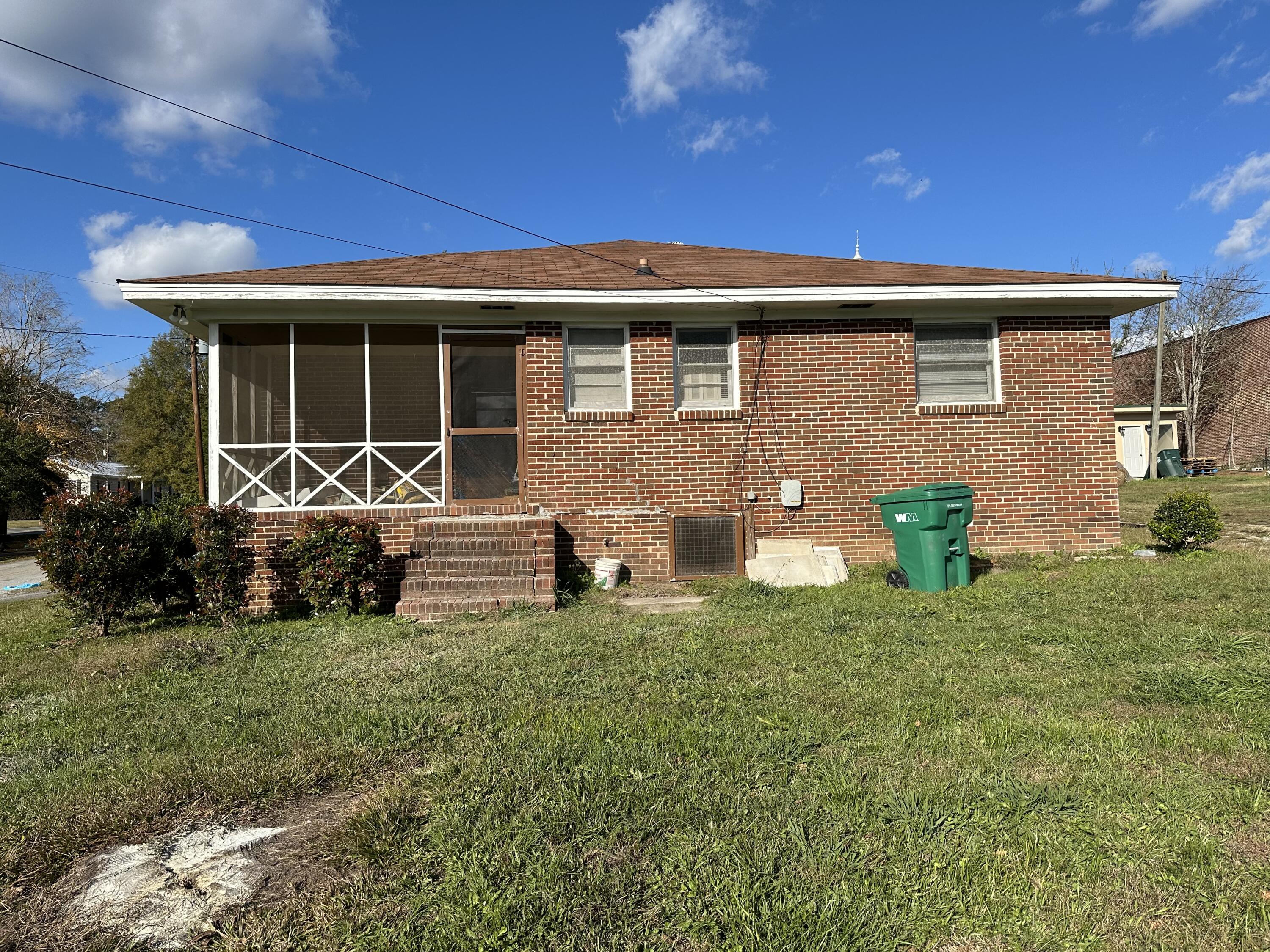 118 ALEXANDER Street