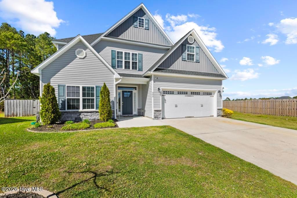 Photo of 880 Stormy Gale Lane, Sneads Ferry, NC 28460 (MLS # 100562207)