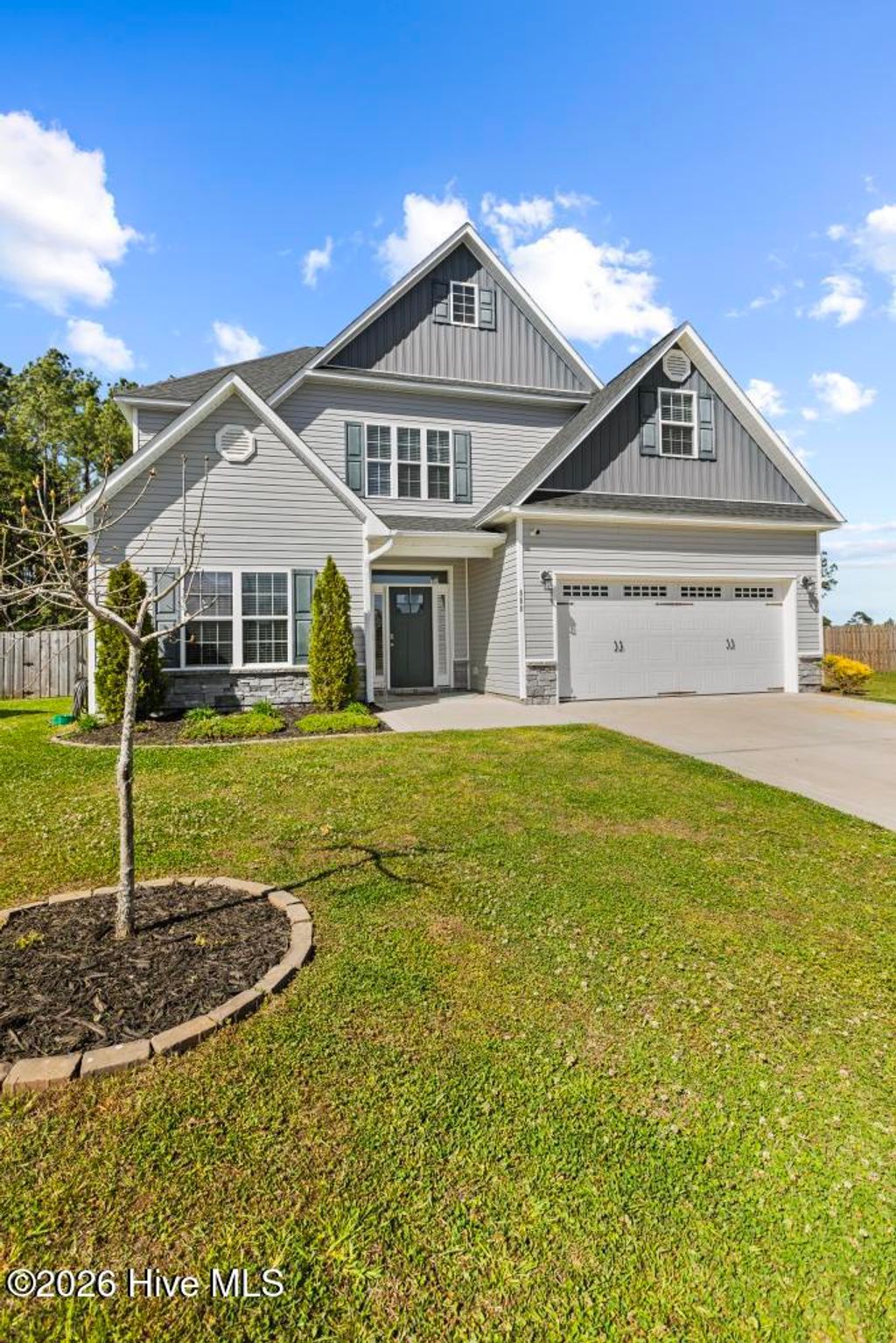 Photo of 880 Stormy Gale Lane, Sneads Ferry, NC 28460 (MLS # 100562207)