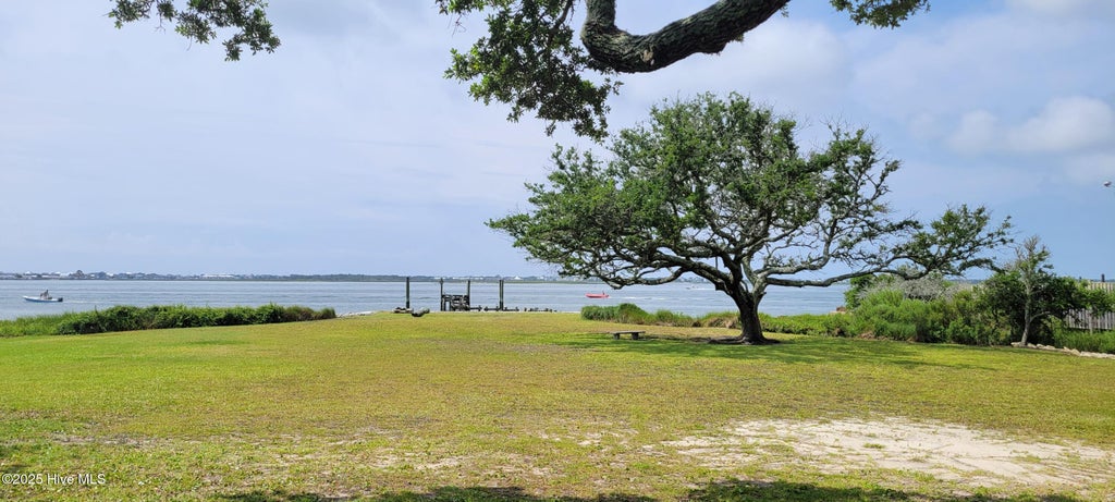 Photo of 202 S 34th Street, Morehead City, NC 28557 (MLS # 100606862)