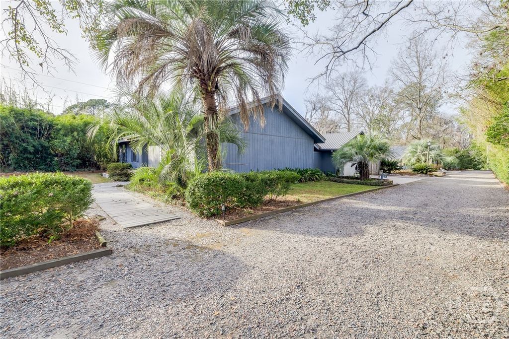 Photo of 122 Smith Avenue, Savannah, GA 31408 (MLS # SA355327)