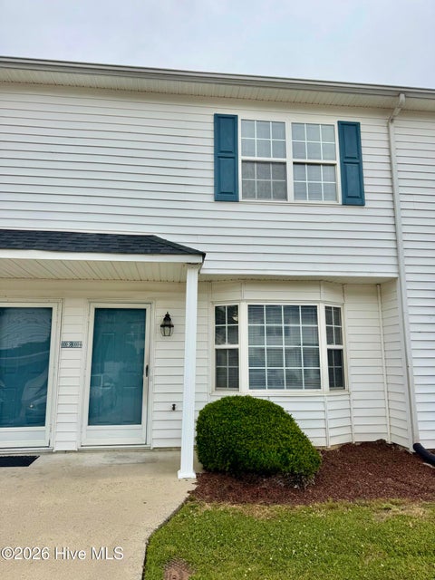 Townhouse For Rent - 3951 Sterling Pointe Drive #OOO6<br/> Pitt County, Winterville, NC 28590