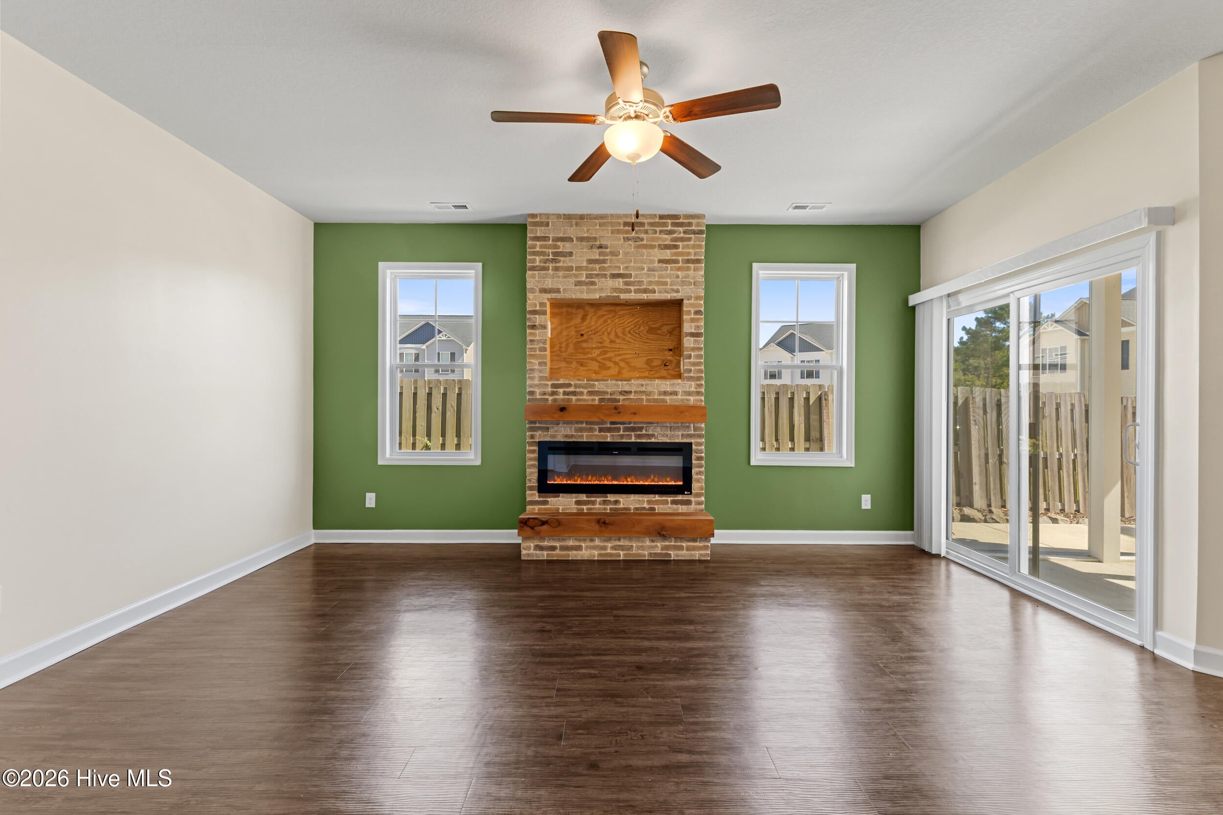 300 Currituck Drive