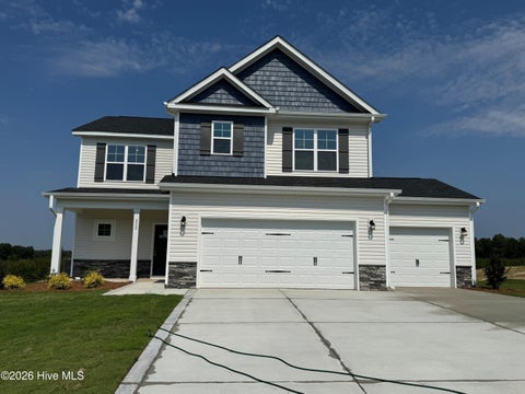 Homes For Sale - 222 Ashley Heights Drive<br/> Aberdeen, NC 28315