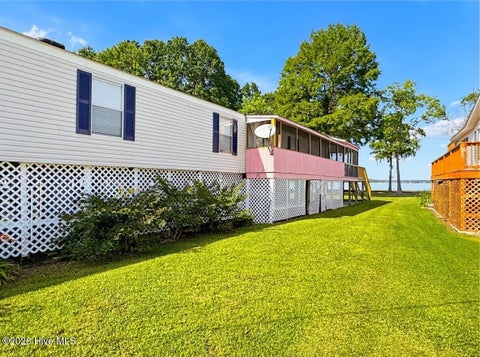 Mobile Home For Sale - 780 Hollis Drive<br/> Beaufort County, Blounts Creek, NC 27814