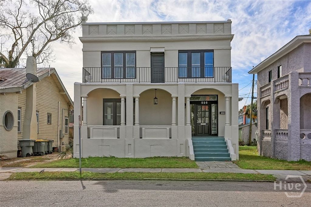 Photo of 525 E 39th Street, Savannah, GA 31401 (MLS # SA346724)