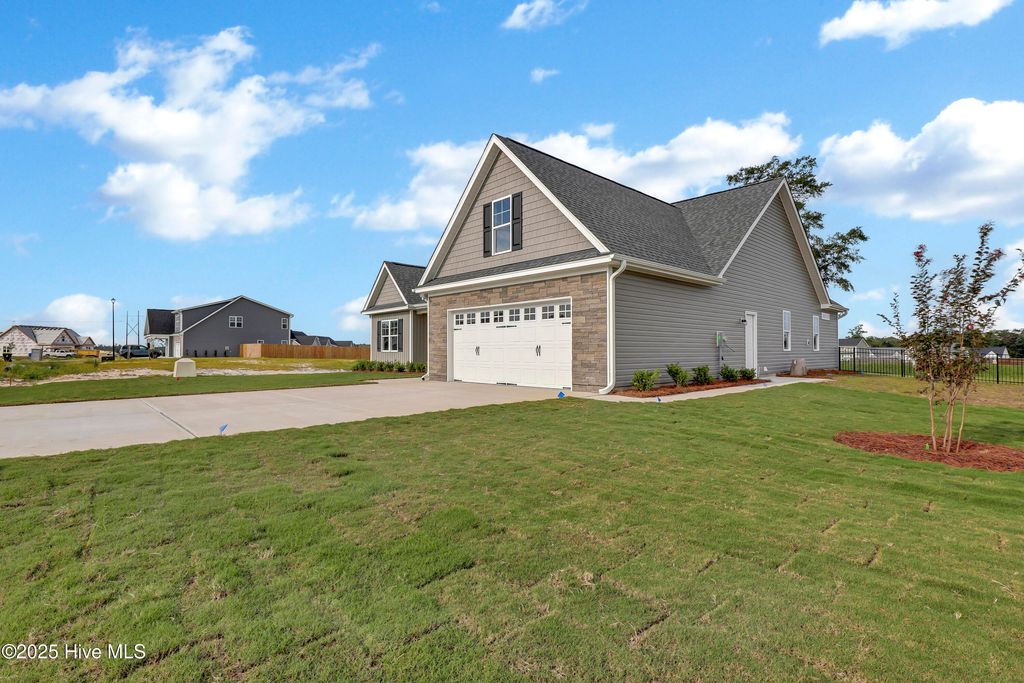 Photo of 74 Talbert Drive, Rocky Point, NC 28457 (MLS # 100485435)