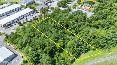 Tiny photo for 2008 Corporate Drive, Wilmington, NC 28405 (MLS # 100603311)