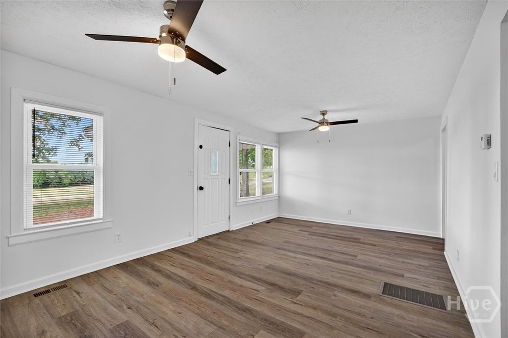 Photo of 3952 Highway 174, Danielsville, GA 30633 (MLS # CL355786)