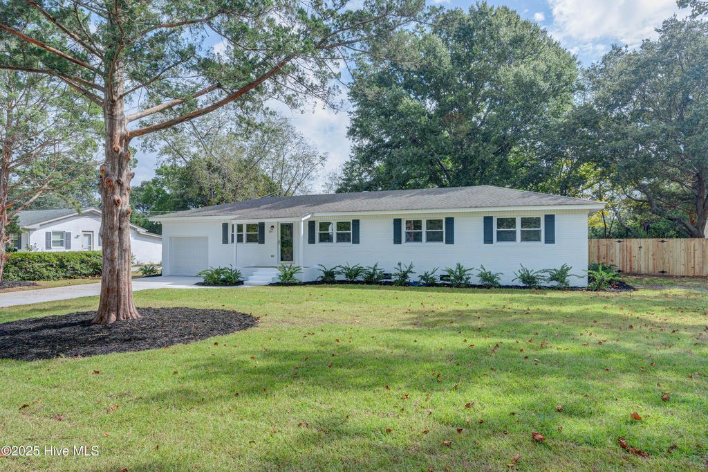 Photo of 365 Toulon Drive, Wilmington, NC 28405 (MLS # 100534169)