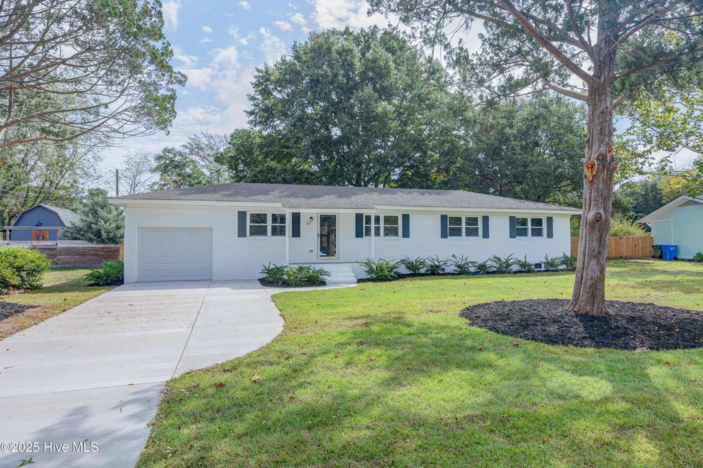 Photo of 365 Toulon Drive, Wilmington, NC 28405 (MLS # 100534169)