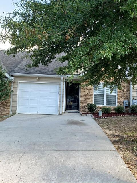 Townhouse For Rent - 410 Northrop Place<br/> Grovetown, GA 30813