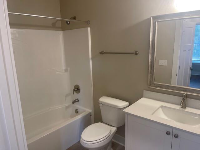 Aiken, South Carolina 29803, United States, 4 Bedrooms Bedrooms, ,3 BathroomsBathrooms,Residential,Pending,256389