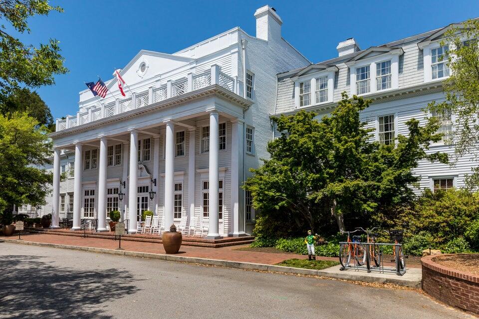 Aiken, South Carolina 29803, United States, 4 Bedrooms Bedrooms, ,3 BathroomsBathrooms,Residential,Pending,256389