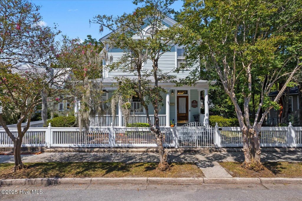 Photo of 1809 Perry Avenue, Wilmington, NC 28403 (MLS # 100529930)