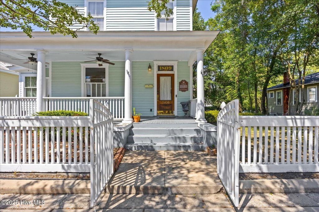 Photo of 1809 Perry Avenue, Wilmington, NC 28403 (MLS # 100529930)