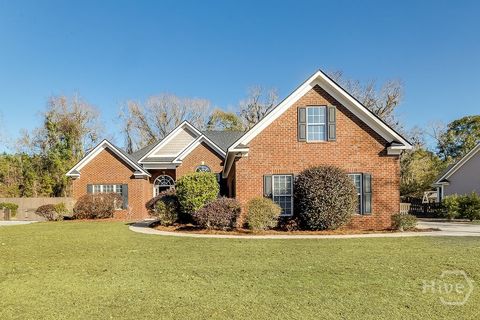 Homes For Sale - 389 Chastain Cir Cir<br/> Bryan County, Richmond Hill, GA 31324