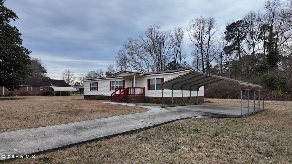 Photo of 208 S Peterson Street, Magnolia, NC 28453 (MLS # 100549415)