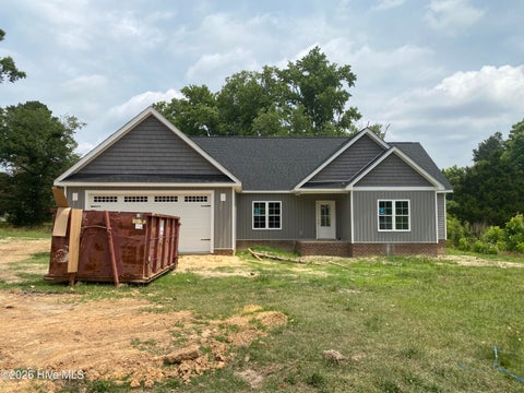 Homes For Sale - 507 N Hillandale Drive<br/> Fremont, NC 27830