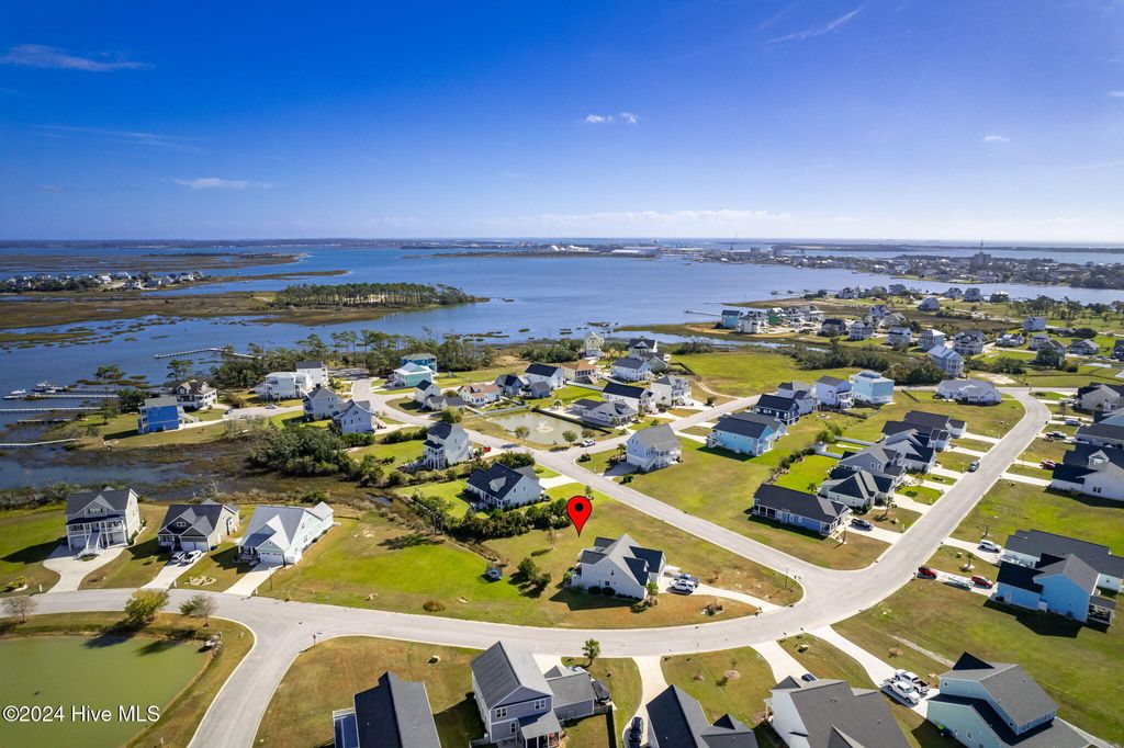 Photo of 1602 Mainsail Road, Morehead City, NC 28557 (MLS # 100560717)