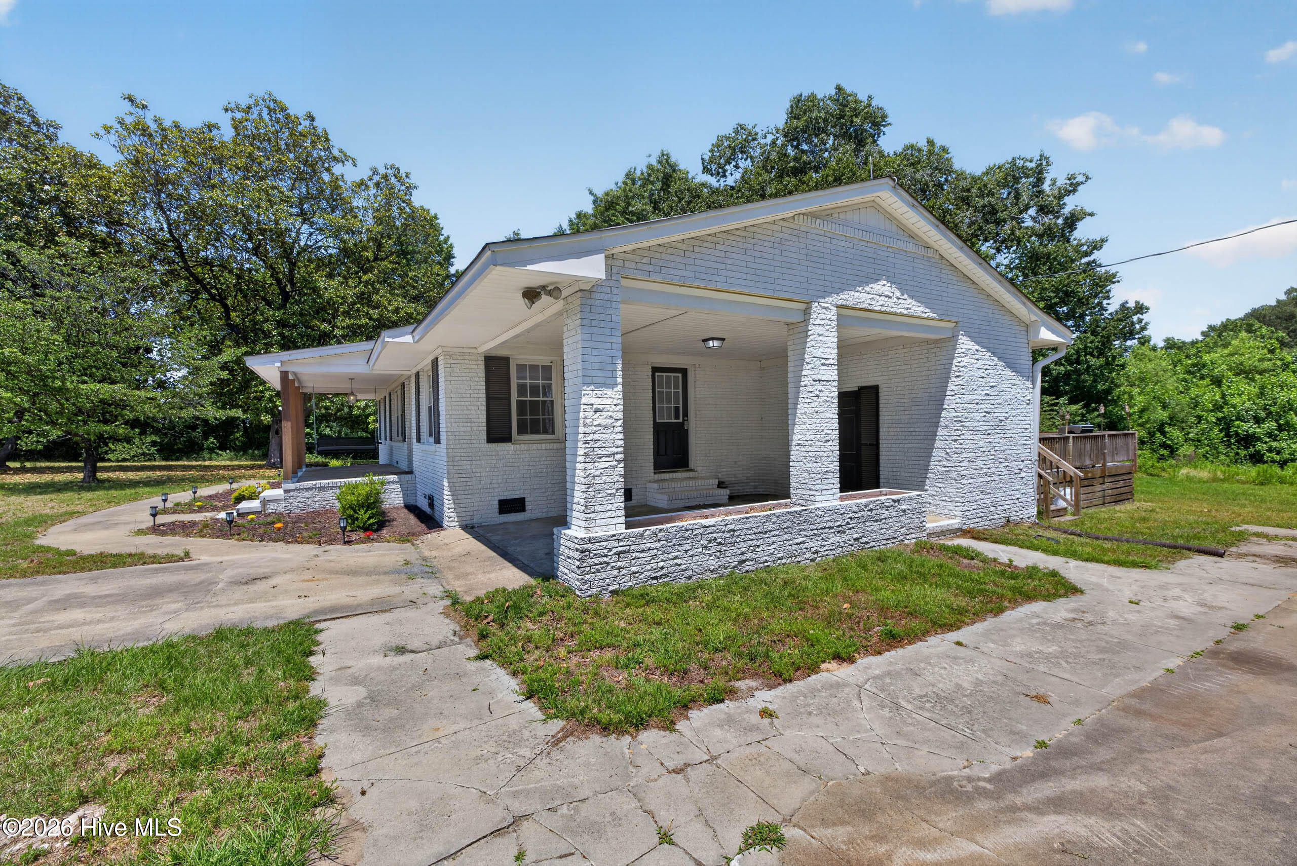 437 E Wards Bridge Road