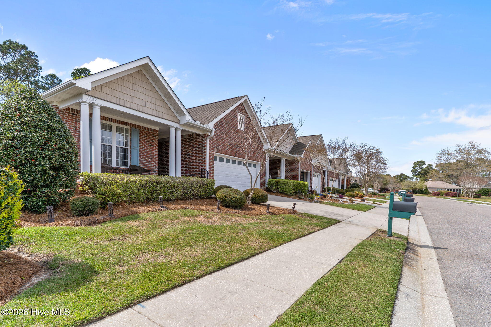 1127 Greensview Circle